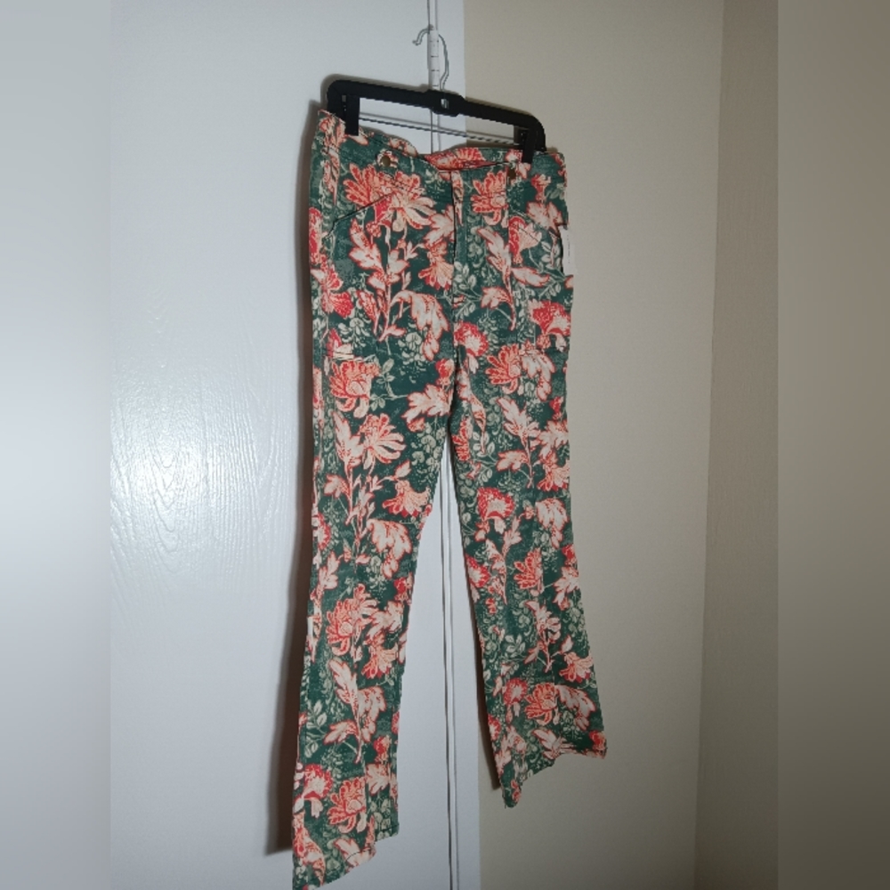 NWT Pilcro Floral Print Demilune Boot Cut Pants Anthro Brand